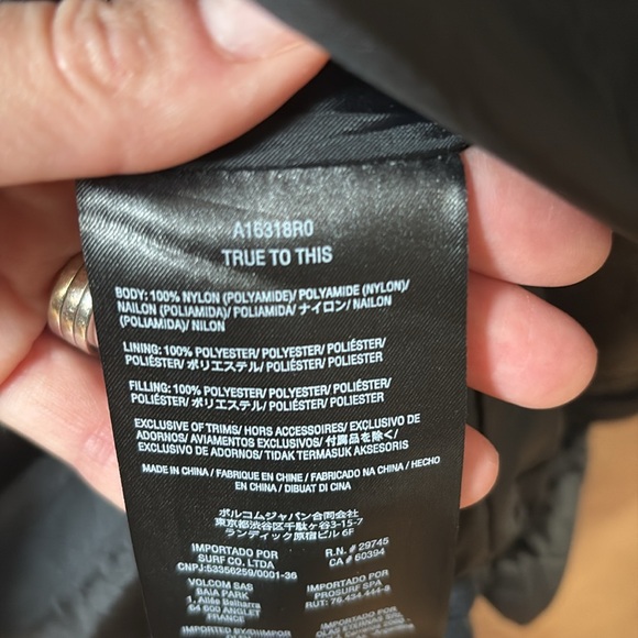 Volcom - men’s black, water resistant, wind resistant jacket -size SMALL - Picture 7 of 9